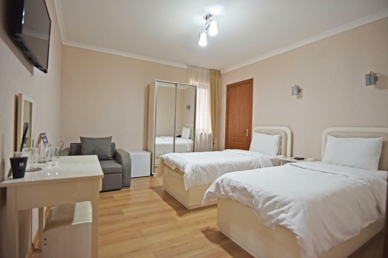 Sama Grand Hotel Tbilisi Luaran gambar