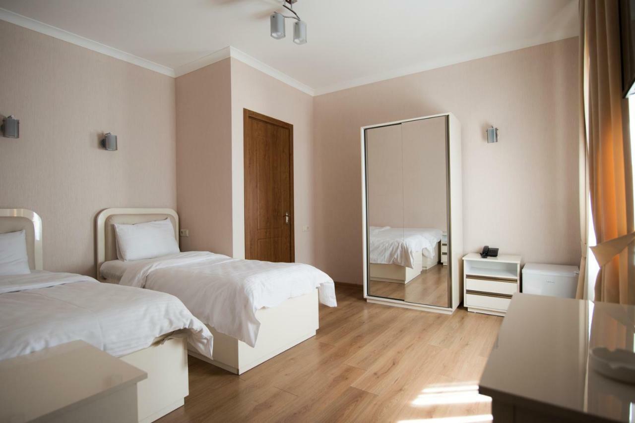 Sama Grand Hotel Tbilisi Luaran gambar